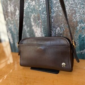 Etienne Aigner Quiet Luxury 1990’s Vintage Brown Leather Camera Bag (EUC)